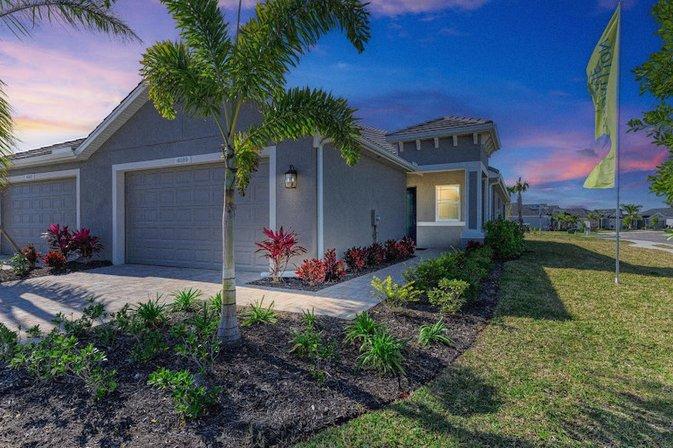 The Laurels By Medallion Home