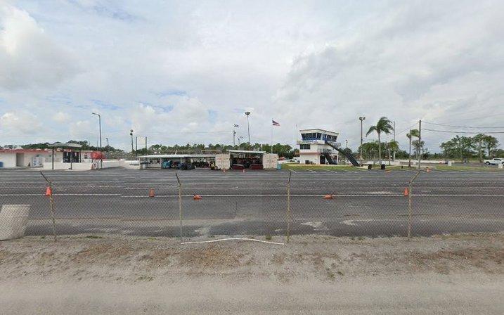 Drag Strip Bathrooms - Recently Renovated