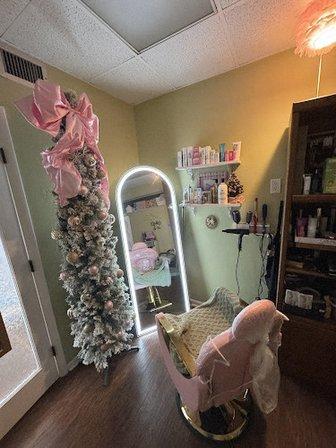 Sugarbakers Salon Suite
