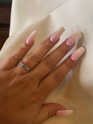 Aquasandz Nails & Spa