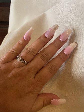 Aquasandz Nails & Spa