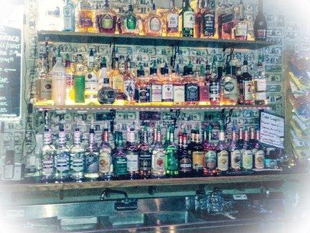 Sparrows Tavern/package store