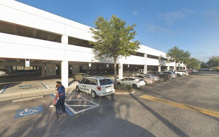 Manatee memorial parking garage