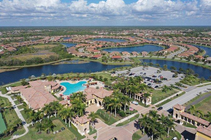 Gran Paradiso Townhomes