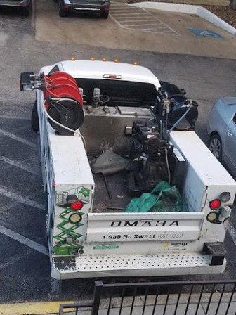 TRUCK ROAD SERVICE
