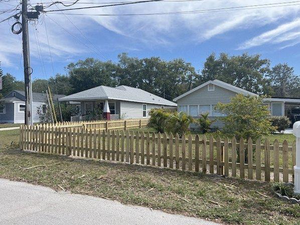 Fence Installation & Fence Contractors - LRD Fencing
