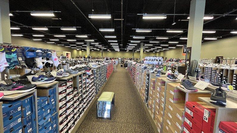 DSW Designer Shoe Warehouse