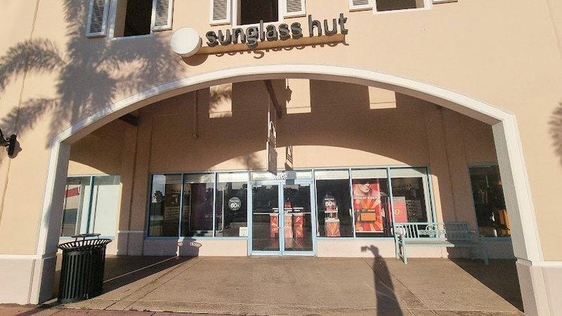 Sunglass Hut