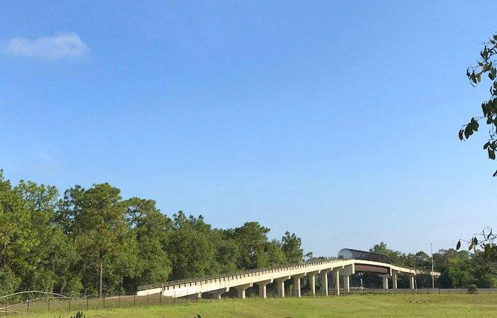 Suncoast trail - State Road 50 trailhead