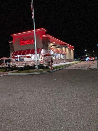 Freddy's Frozen Custard & Steakburgers