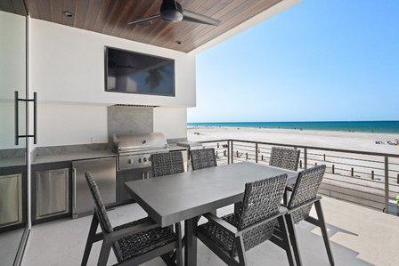 SRQ Custom Cabinetry