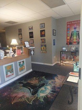 Miss Vivian Psychic, Tarot, and Spiritual Adviser in Davenport champions gate Haines City and surrounding areas