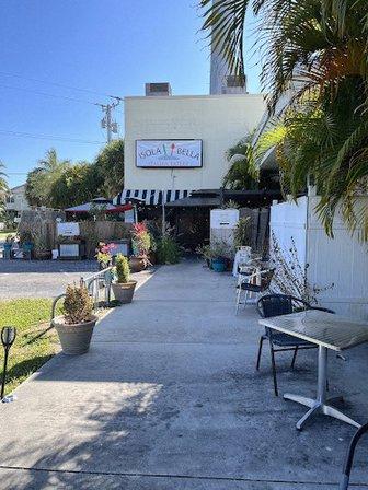 Isola Bella Italian Eatery