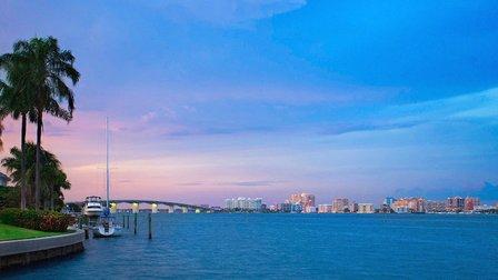 Bird Key Yacht Club