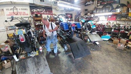 Hi-Tech Custom Cycle