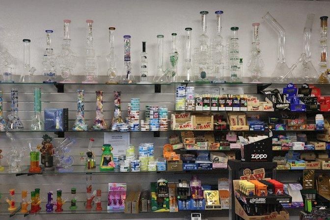 Yayas Smoke Shop