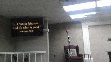 Kingdom Hall of Jehovah's Witnesses--Hernando English & Hernando Spanish