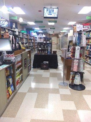 Publix Liquors at University Corner