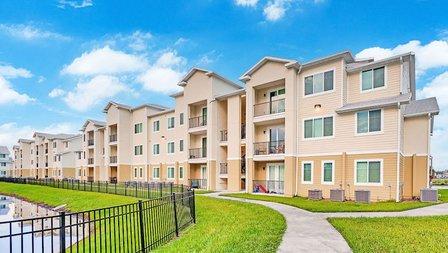 Parrish Oaks Apartments