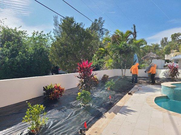 Izzy's landscapes and paving