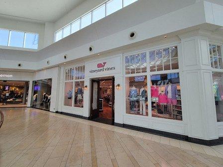 vineyard vines