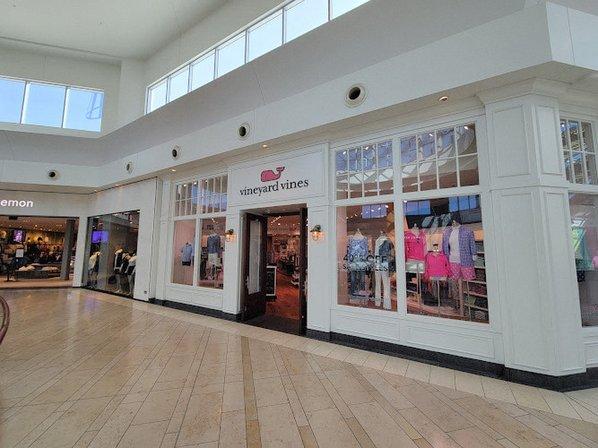 vineyard vines