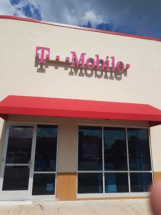 T-Mobile Authorized Retailer