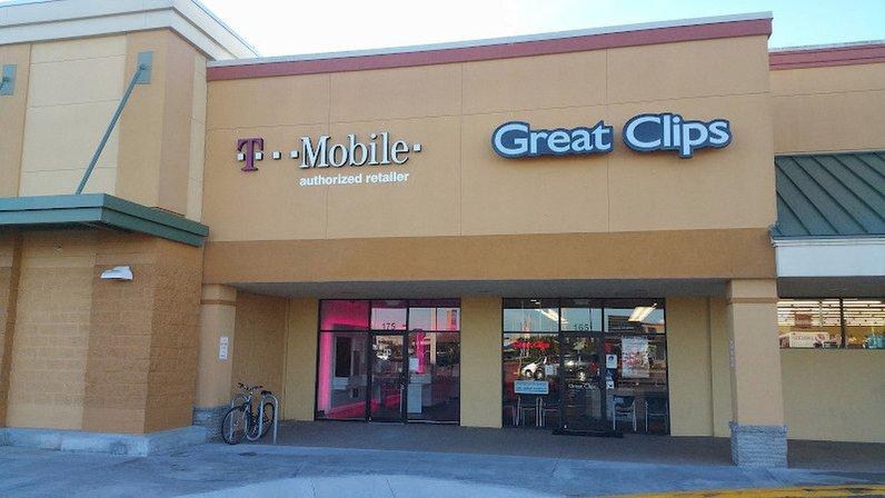 Golden Gate Shopping Center