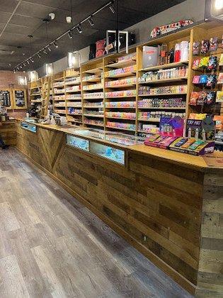 Vape Up Cafe 3 - Smoke Shop Cigar & Kratom Kava Bar