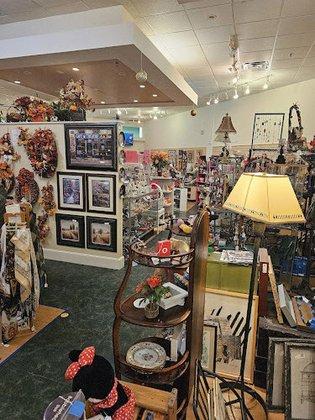 Antique Emporium On 1st