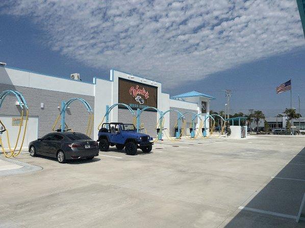 Woodie's Wash Shack - Nokomis