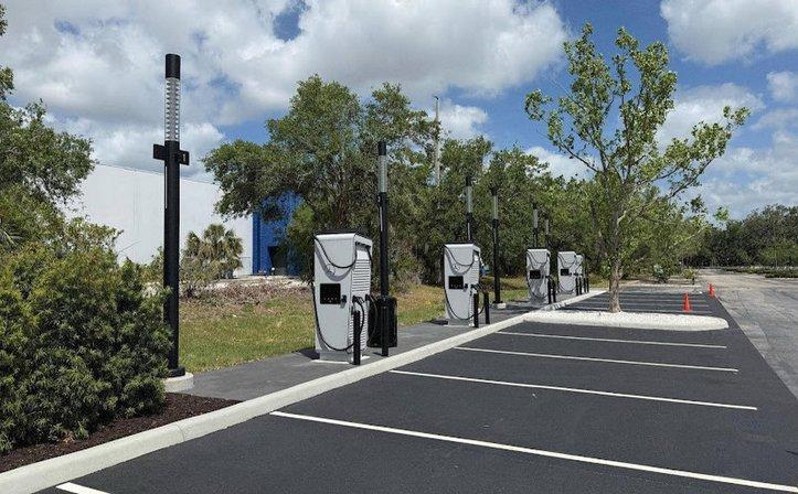 Mercedes-Benz Charging Station