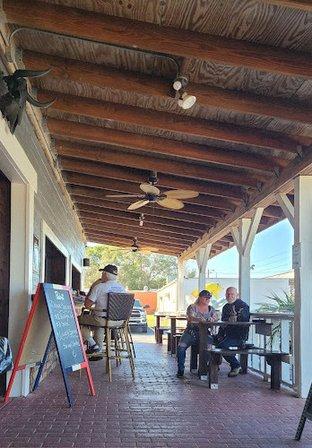 Kilo's Bar & Grill