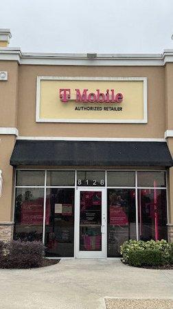 T-Mobile Authorized Retailer