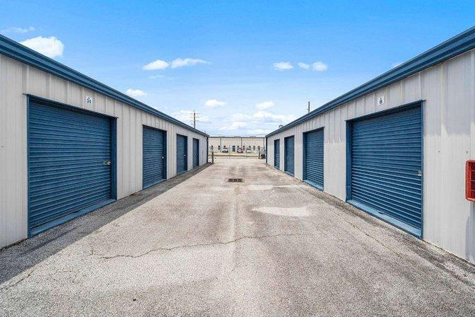 Affordable Storage of Bartow