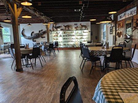 Linger Lodge Restaurant & Bar
