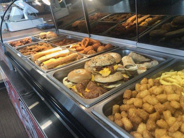 Mellie's New York Deli SRQ (located inside Rally's/Shell)
