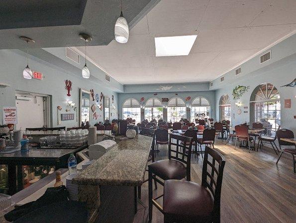 Burgundy Square Cafe