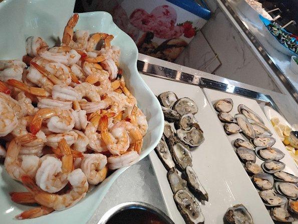 Grand harvest buffet