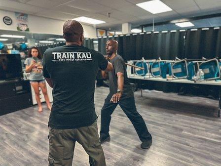 Train Kali