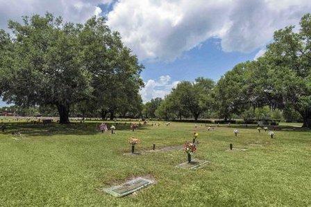Glen Abbey Memorial Gardens