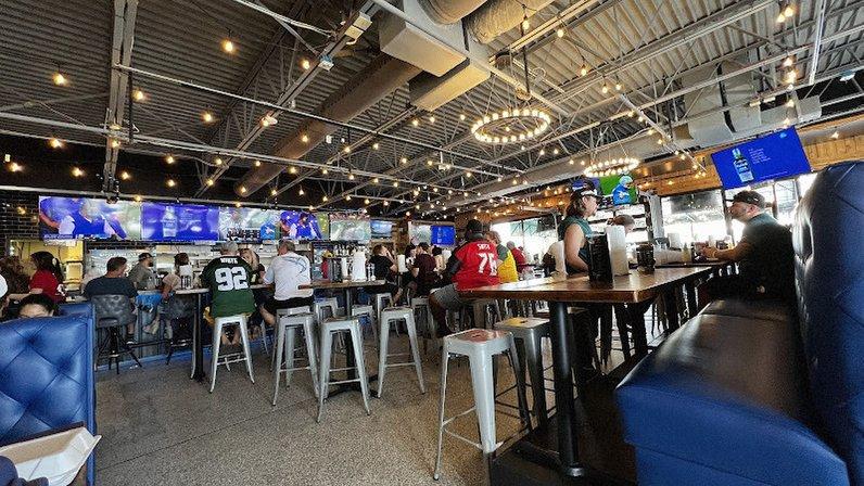 Food + Beer - Florida Sports Bar