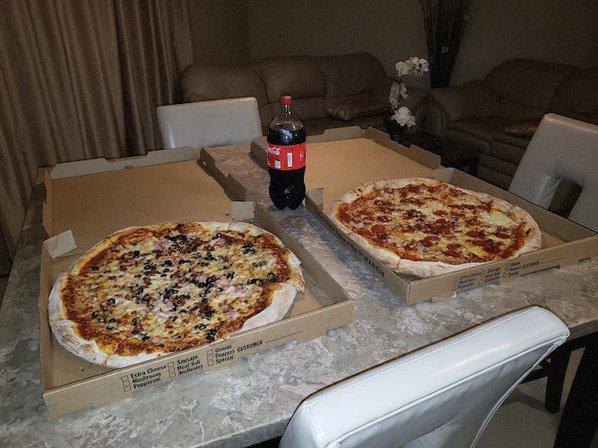 Al's Pizza