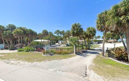 Englewood Gardens Club Beach