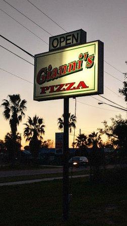 Gianni's Pizza - Hudson, FL (no other locations)