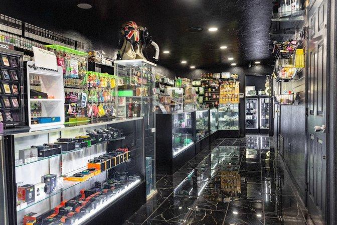 H&H vape & smoke shop & Hookah