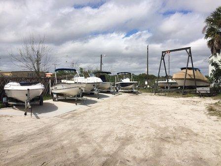 Walt's Marine Services