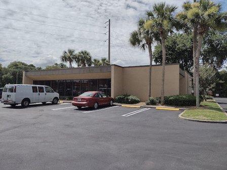 Bank of America (with Drive-thru ATM)