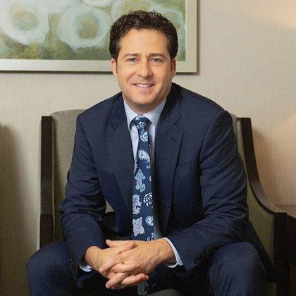 Dr. Steven Fineman, M.D.
