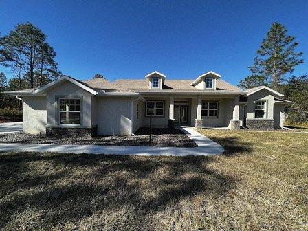 SanderSon Bay Fine Homes